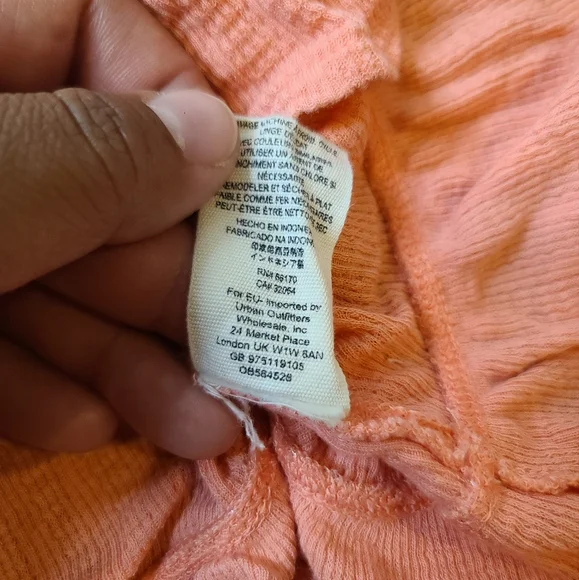 We The Free Coral Mint Julep Top Size Large - Picture 6 of 8